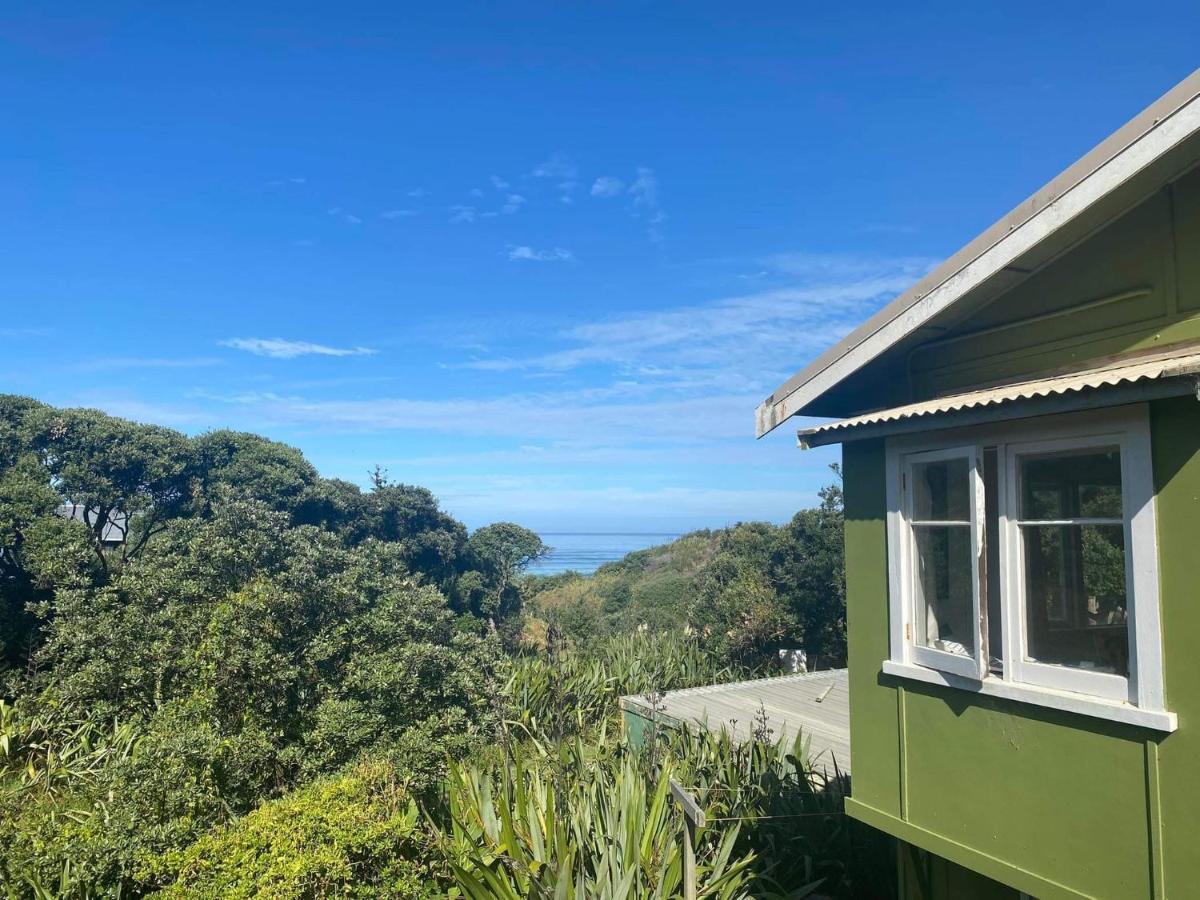 Toad Hall Baylys Beach Exterior photo