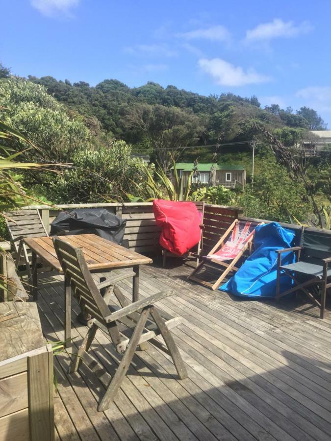 Toad Hall Baylys Beach Exterior photo